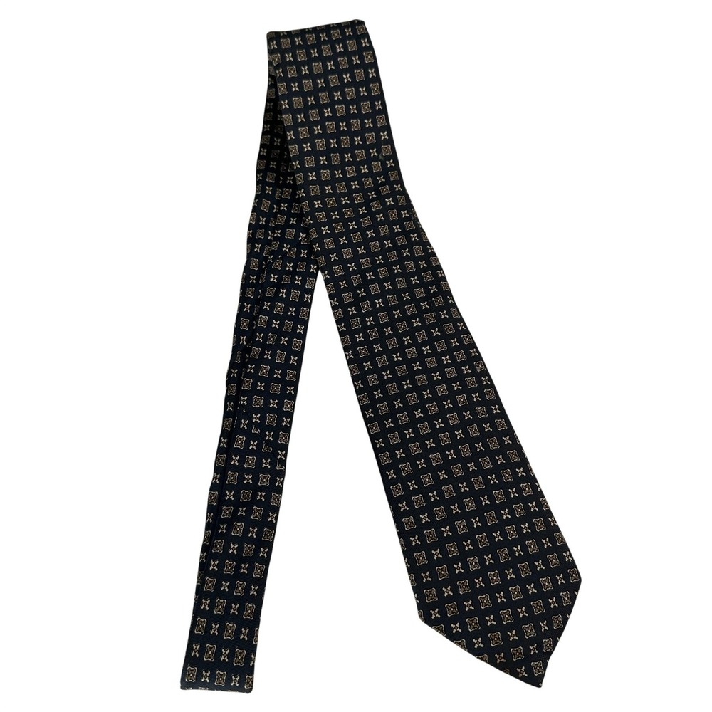 Andhurst Custom Collection Mens Navy Blue Gold Geometric Medallion 100% Silk Tie